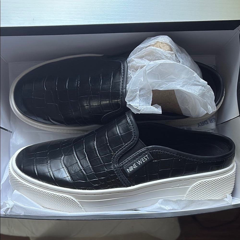 Nine West Black Loafers Slip-Ons